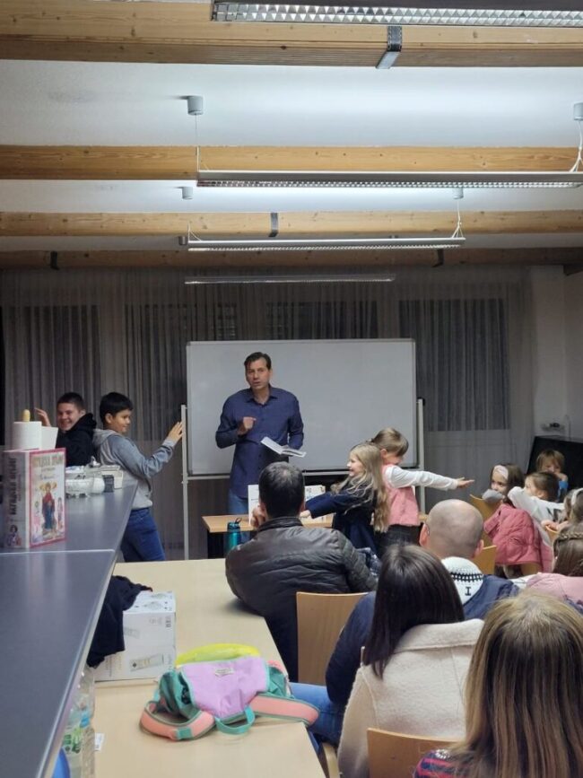 dijaspora-20231025-02-768×1024